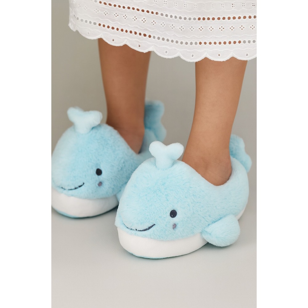 Girls' Whale Character Slippers – Cat & Jack Blue Size 4-5 New With Tags